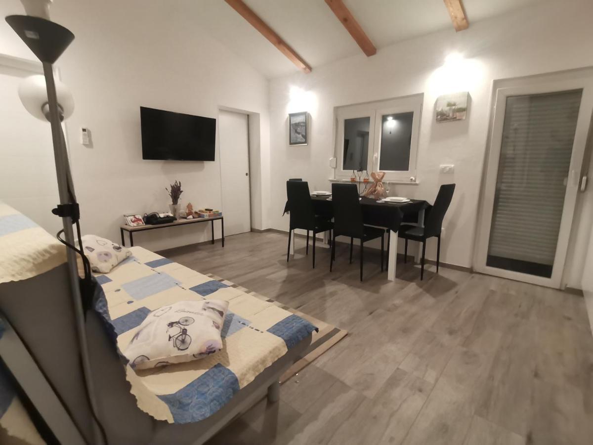 Villa Molo Novigrad Istria Exteriör bild